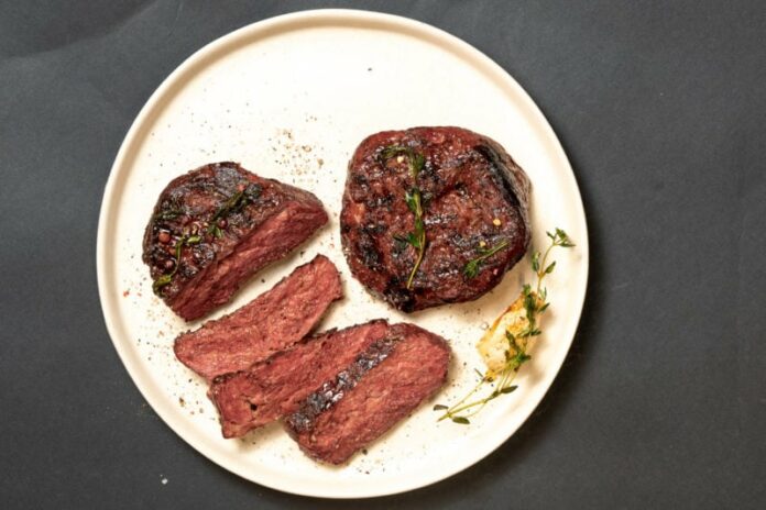 So ist das neue vegane Steak von Planted wirklich